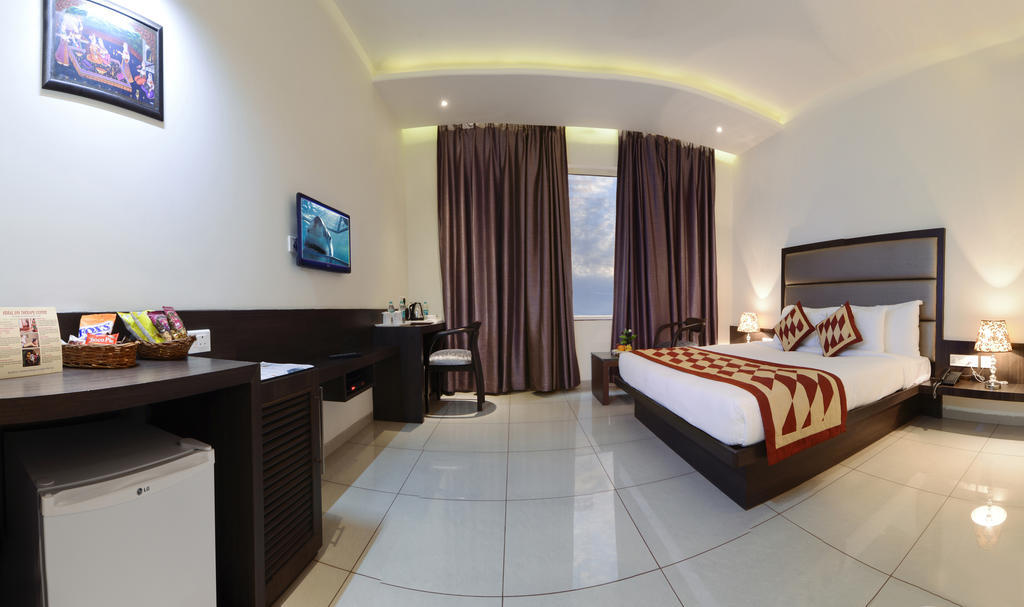 The Taj Vilas Agra  Chambre photo